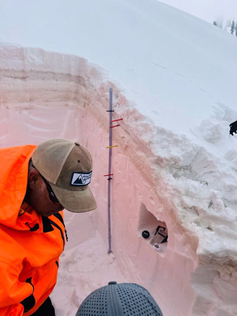 Avalanche awareness and mountain safety in Gulmarg